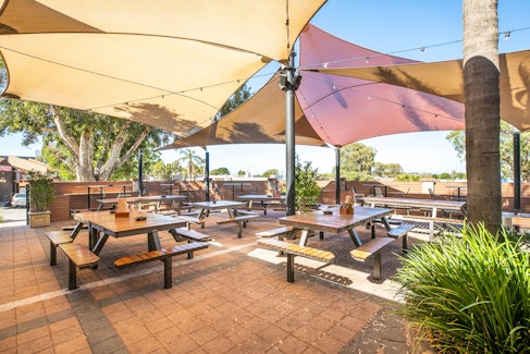 Courtyard at Wanneroo Tavern